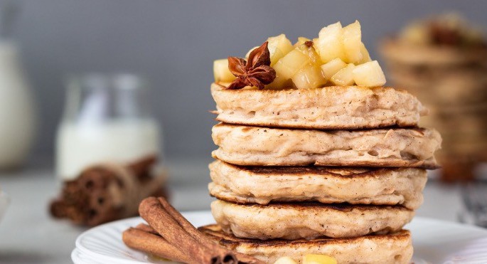 whole wheat apple pancakes